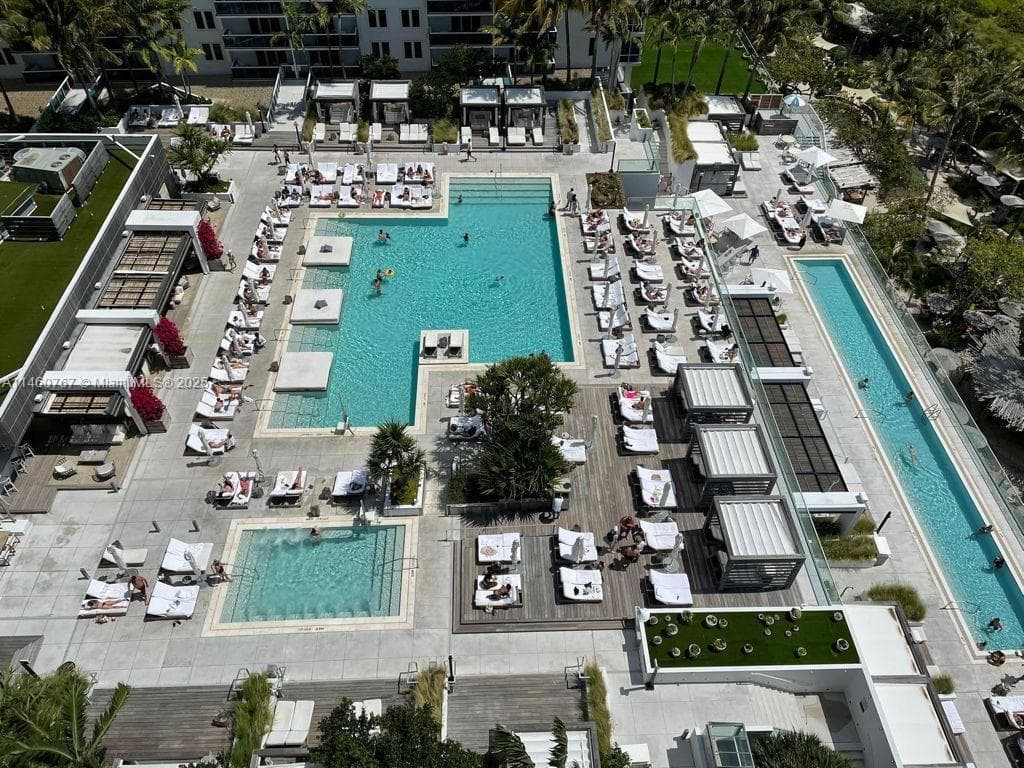 Center pool Area
