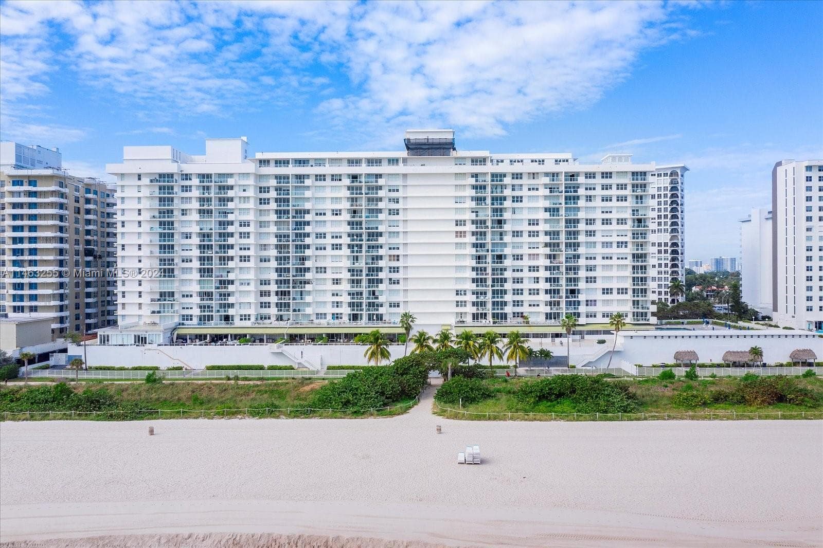 The Pavilion · #1514 in Miami Beach - Photo 11