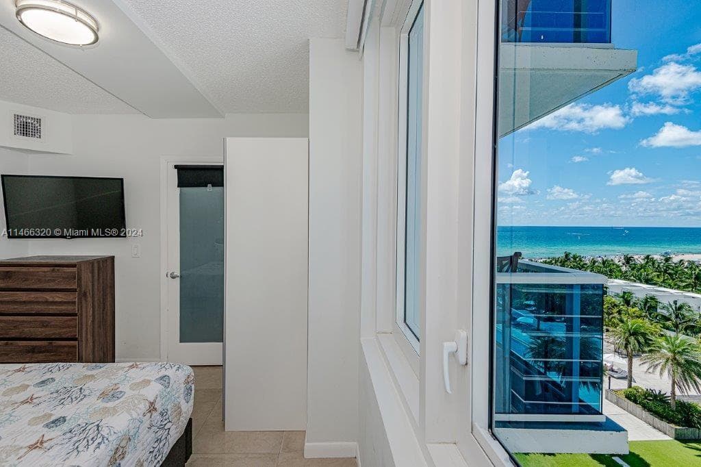 Roney Palace · #803 in Miami Beach - Photo 12