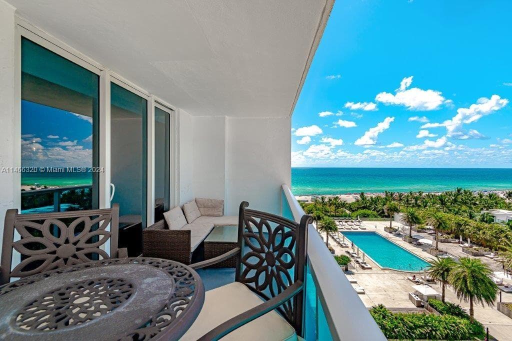 Roney Palace · #803 in Miami Beach - Photo 3