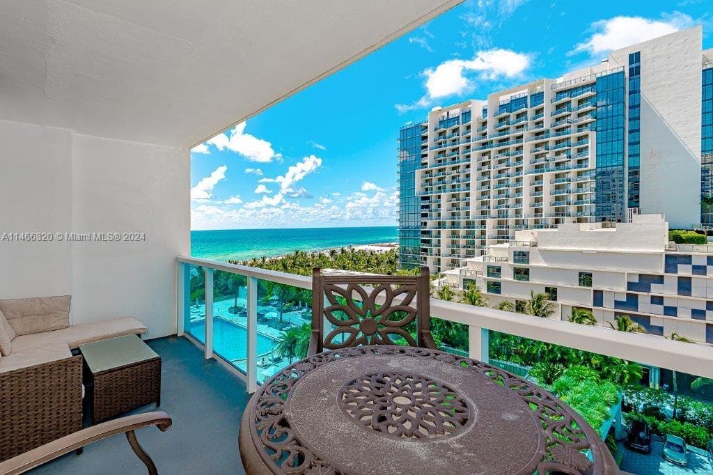 Roney Palace · #803 in Miami Beach - Photo 1