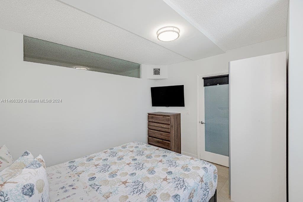 Roney Palace · #803 in Miami Beach - Photo 11