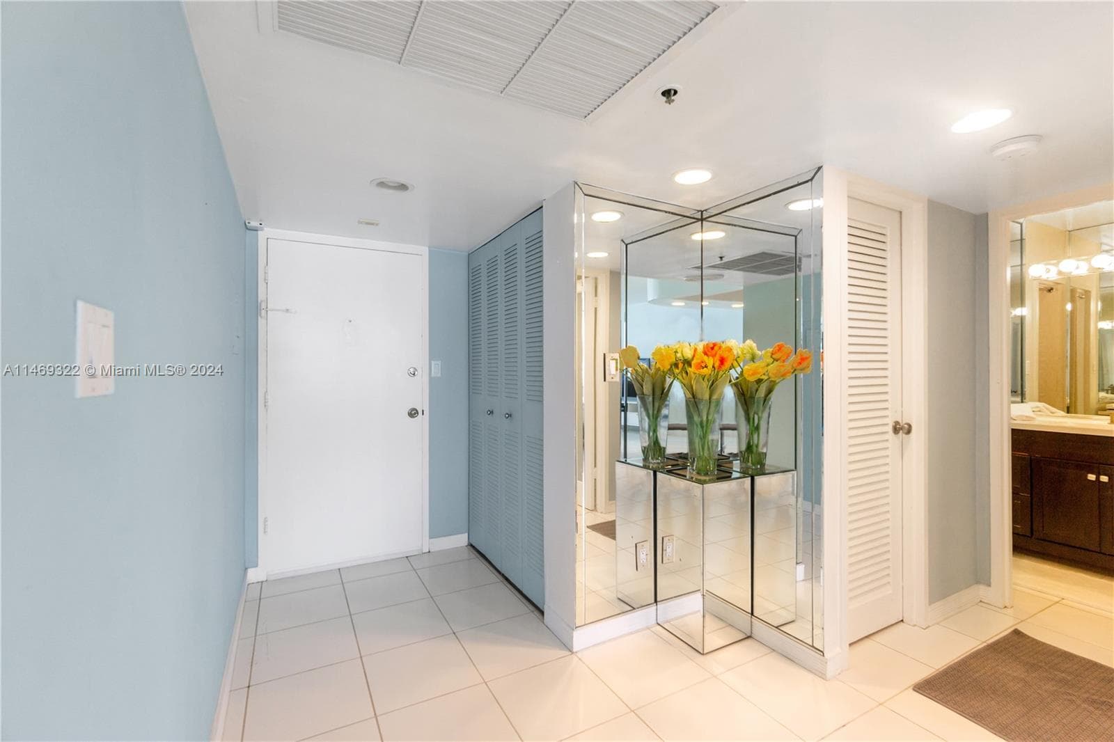 The Decoplage · #1043 in Miami Beach - Photo 5