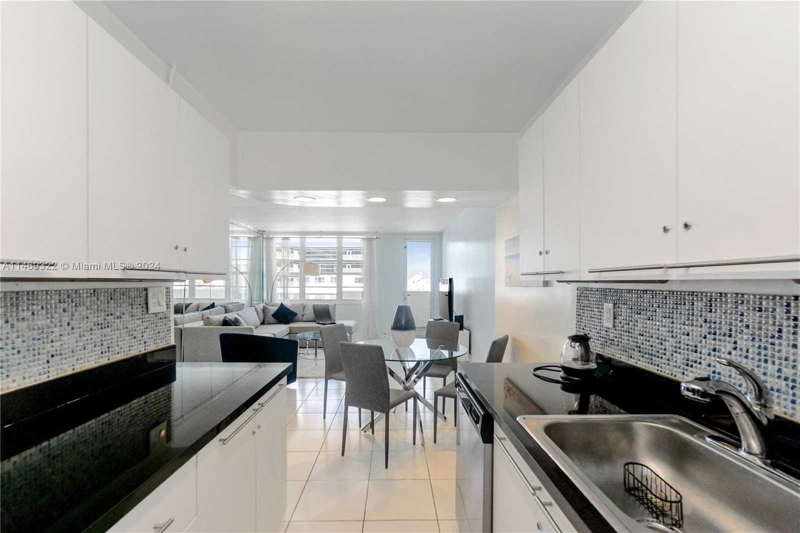 The Decoplage · #1043 in Miami Beach - Photo 4