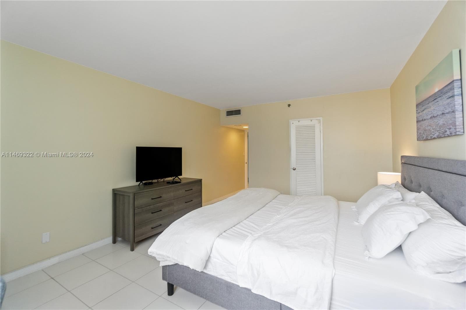 The Decoplage · #1043 in Miami Beach - Photo 8