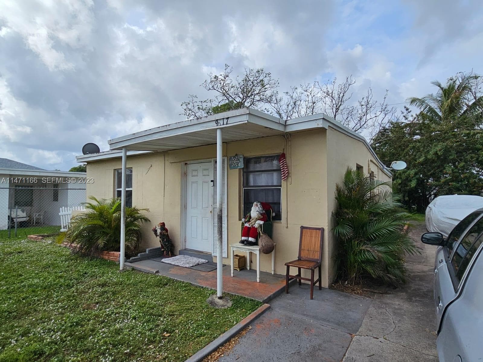 1817 NW 25th Ave photo 3