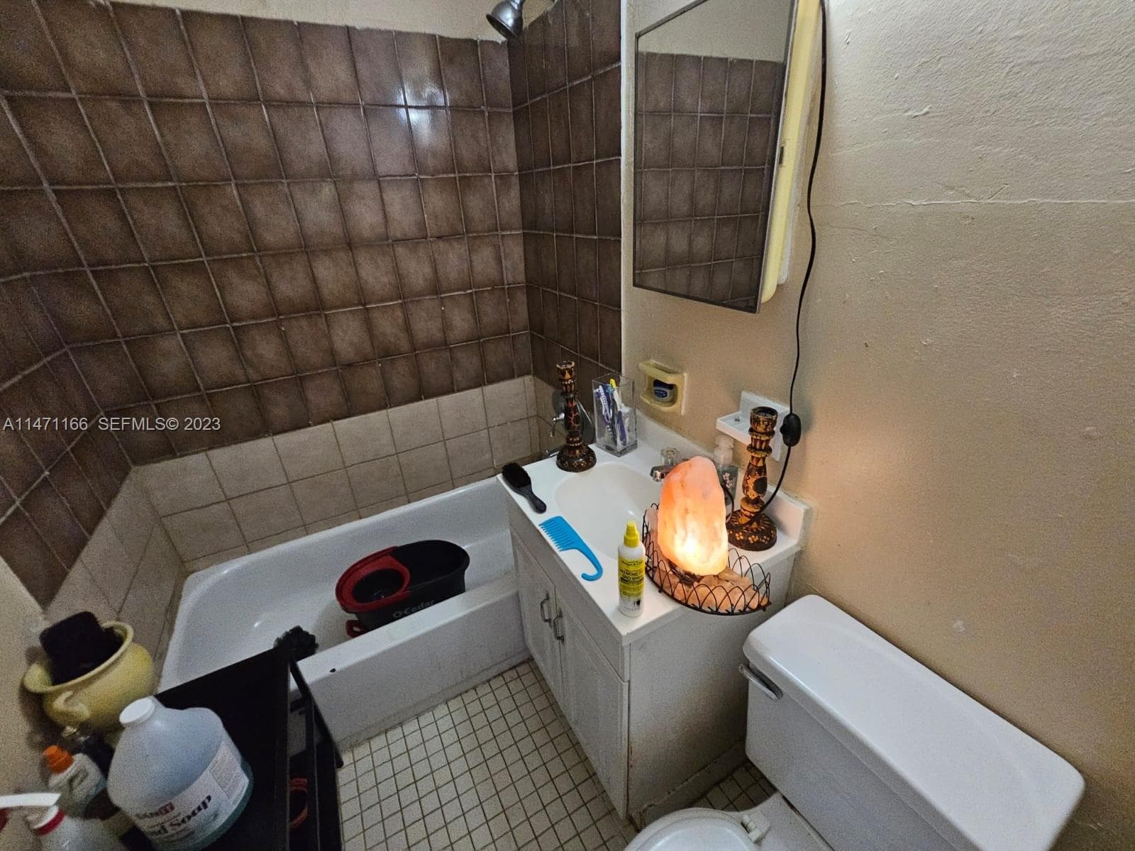 1817 NW 25th Ave photo 11