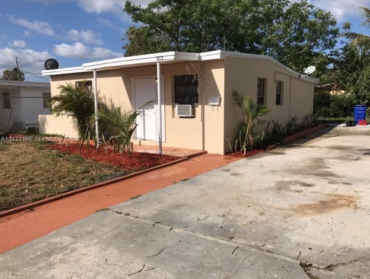 1817 NW 25th Ave photo 21