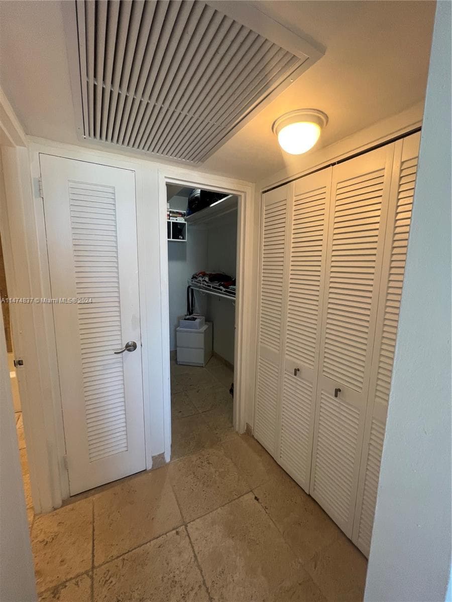 Seacoast 5151 · #1035 in Miami Beach - Photo 16