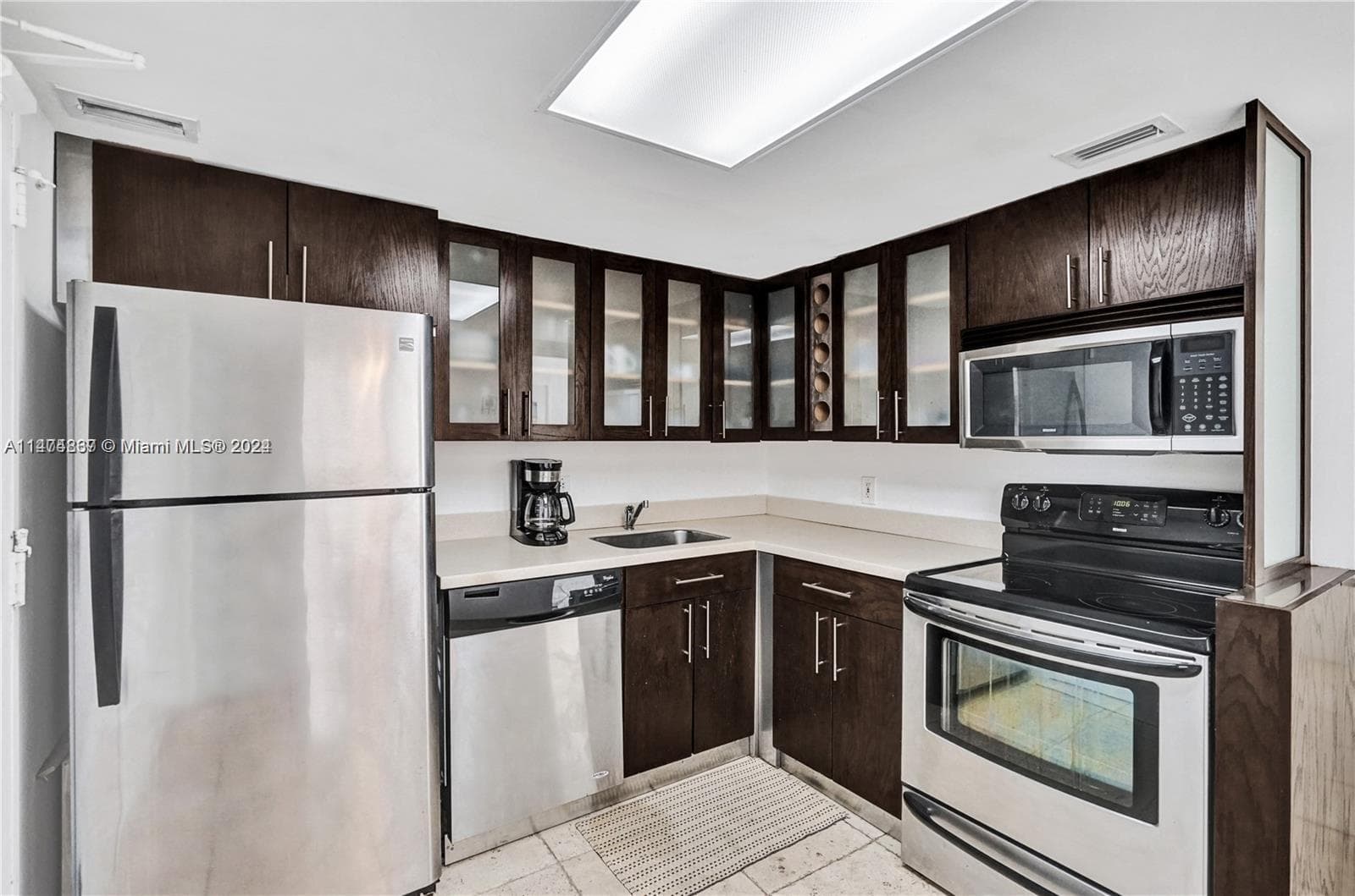 Seacoast 5151 · #1035 in Miami Beach - Photo 12
