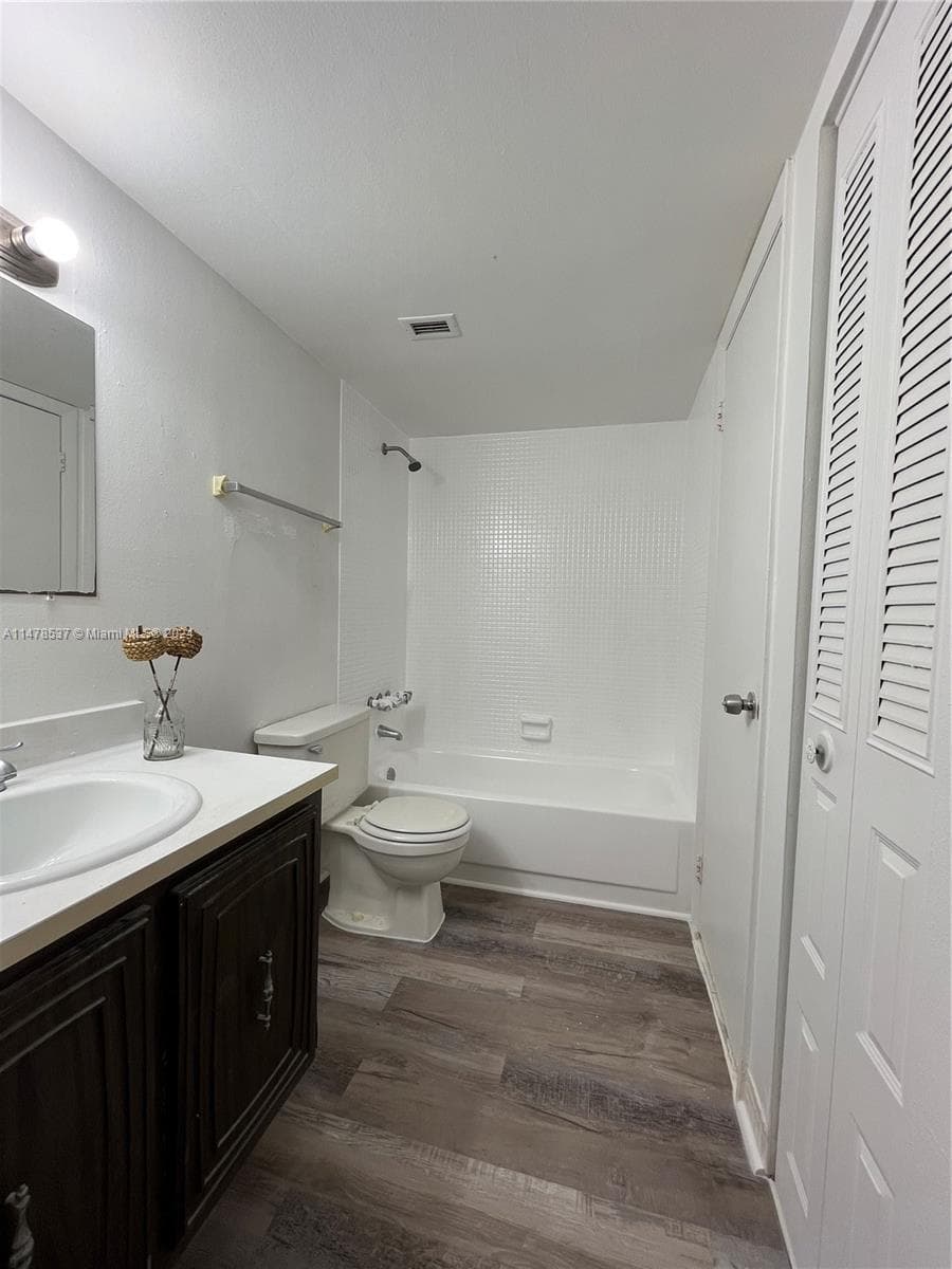 MONTECARLO CONDO · #C-611 in Miami - Photo 3