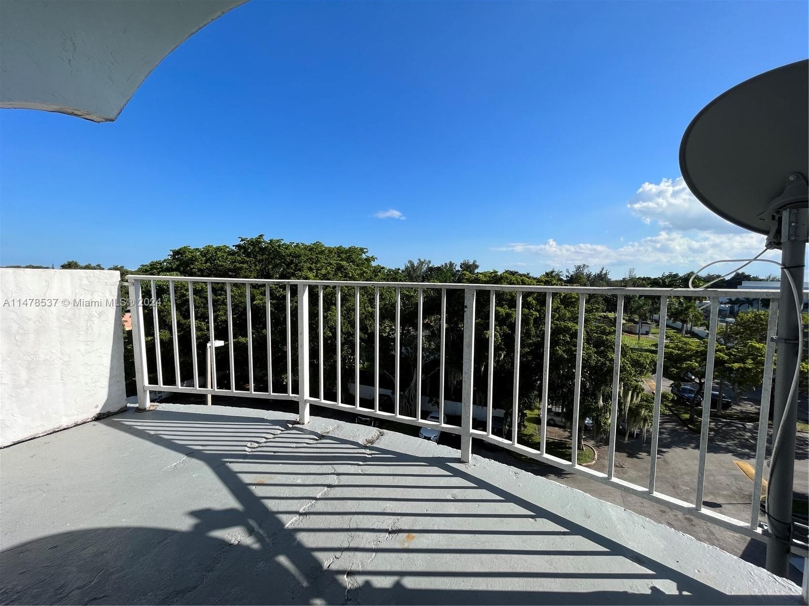 MONTECARLO CONDO · #C-611 in Miami - Photo 9