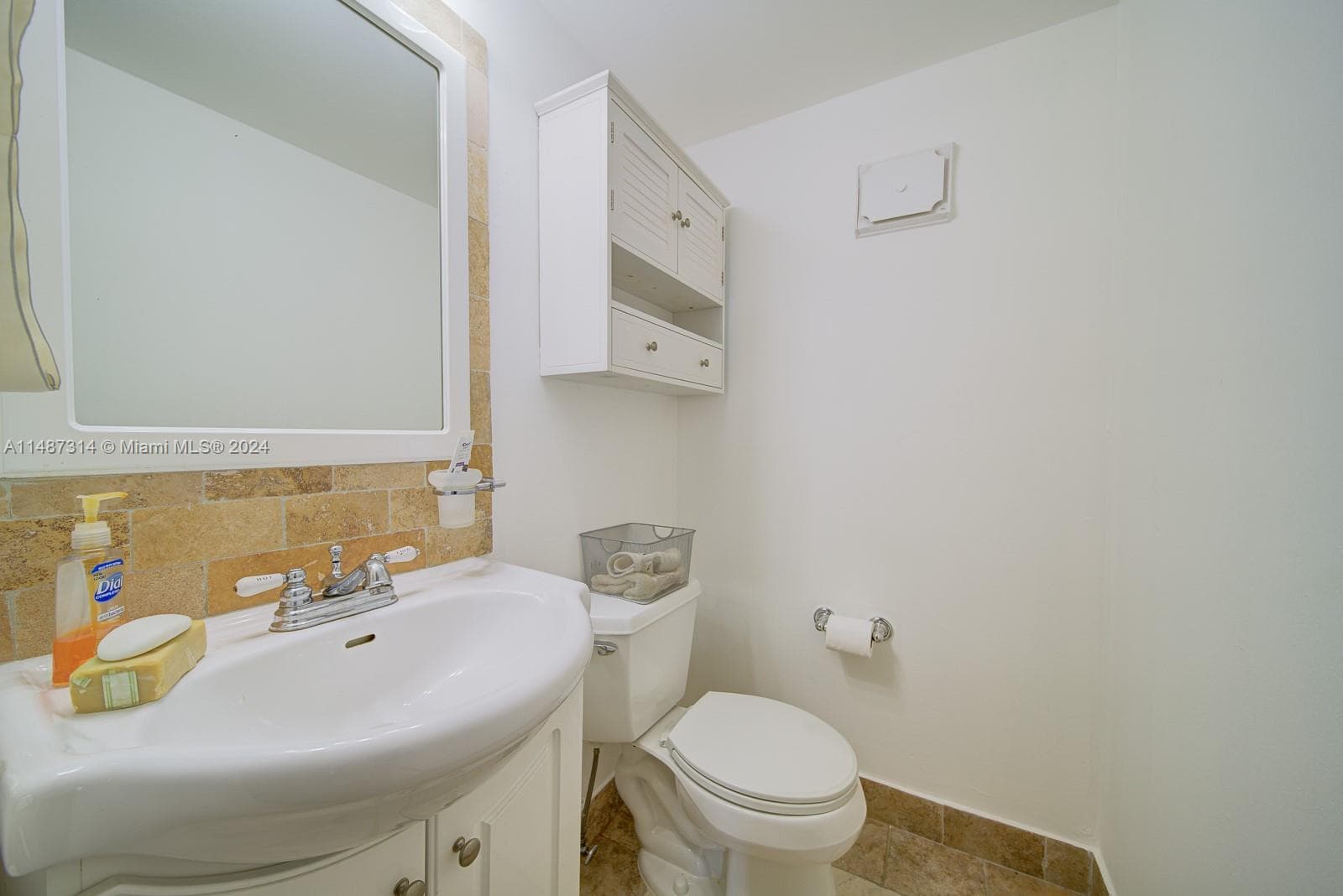 RIVIERA TOWERS CONDO · #52 in Miami - Photo 6