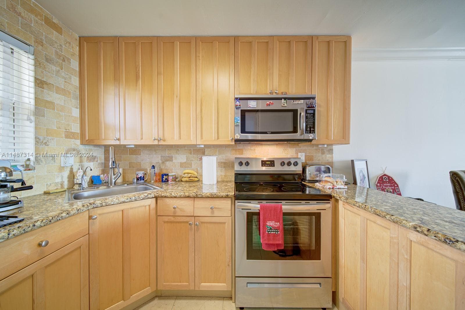 RIVIERA TOWERS CONDO · #52 in Miami - Photo 3