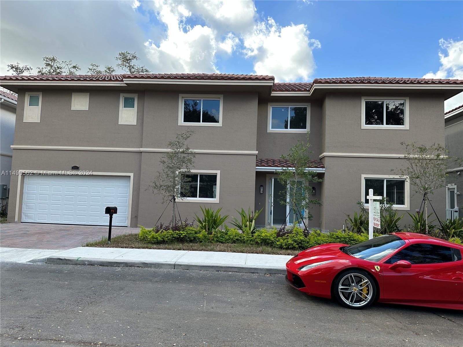 3562 Forest View Cir photo 3