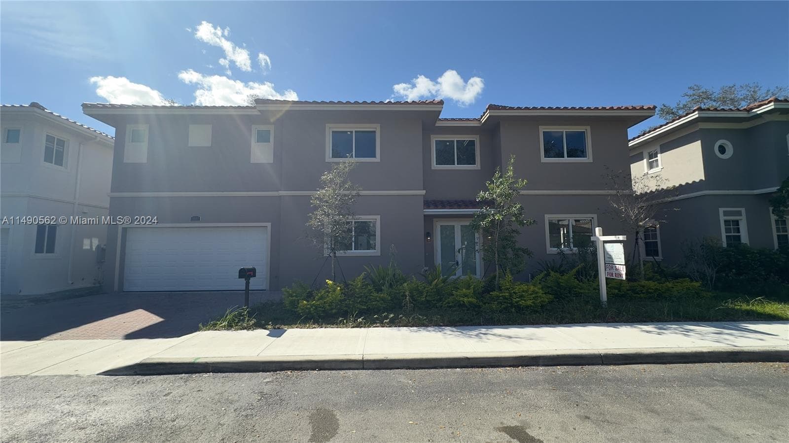 3562 Forest View Cir photo 4