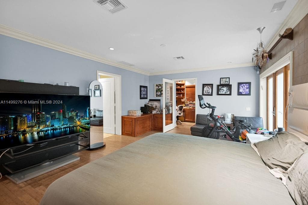 61 Camden Ct photo 12