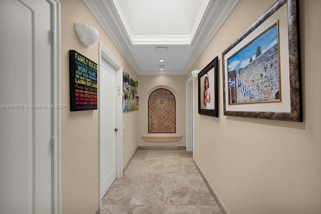 61 Camden Ct photo 7