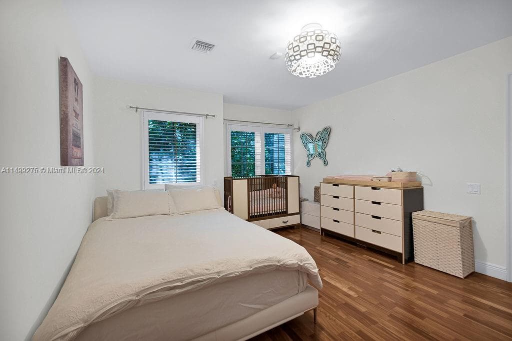 61 Camden Ct photo 11