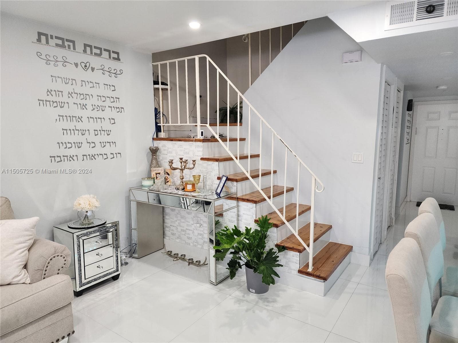 HOLLYWOOD GARDENS · #12B in Hollywood - Photo 11