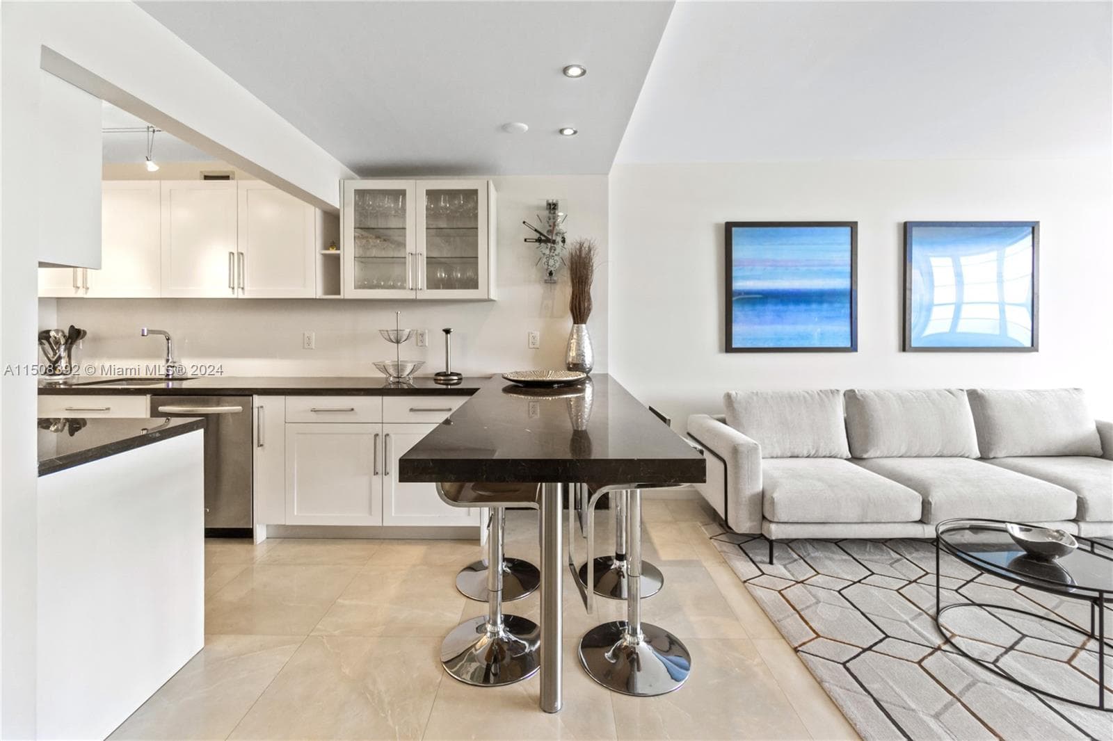 The Decoplage · #1202 in Miami Beach - Photo 4