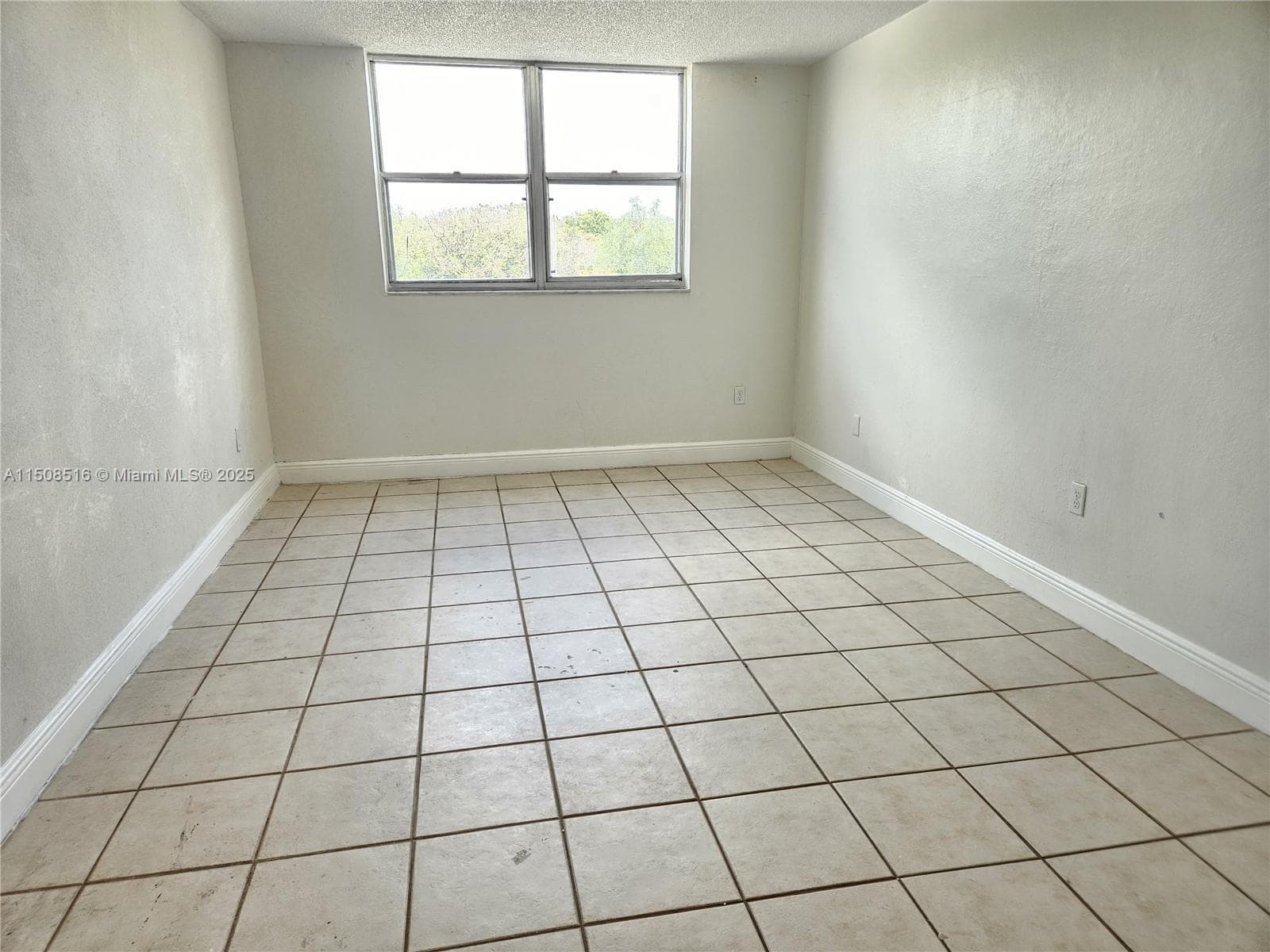 Bay View Palms · #302 in North Miami - Photo 16