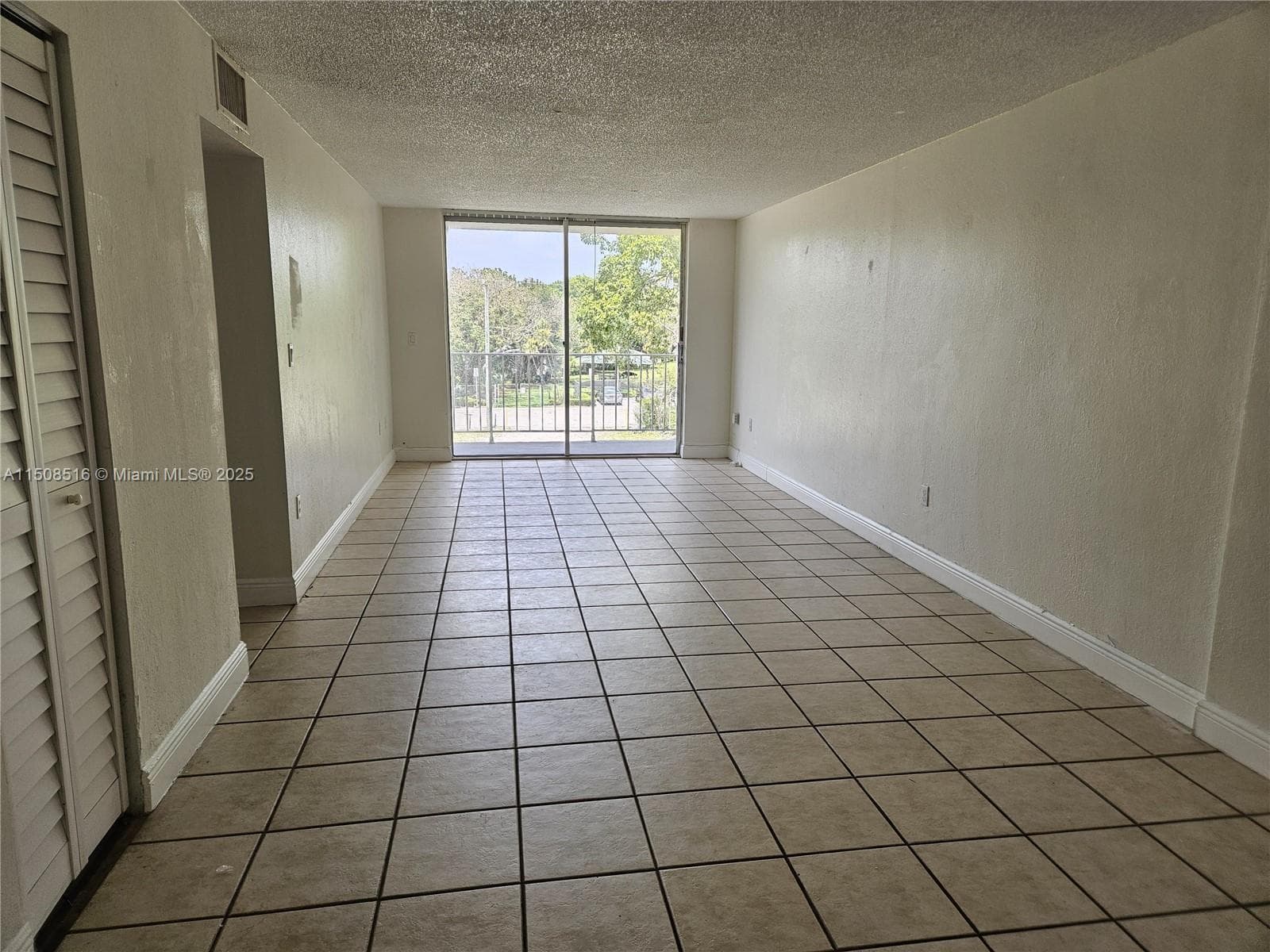 Bay View Palms · #302 in North Miami - Photo 12