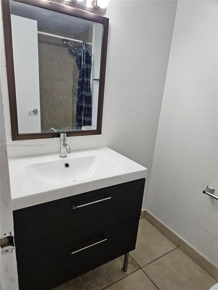 Bay View Palms · #302 in North Miami - Photo 24