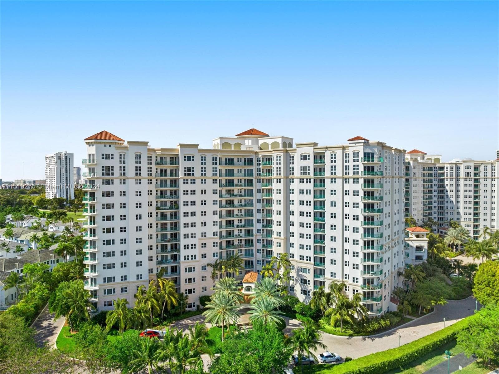 TURNBERRY VILLAGE · #502 in Aventura - Photo 27