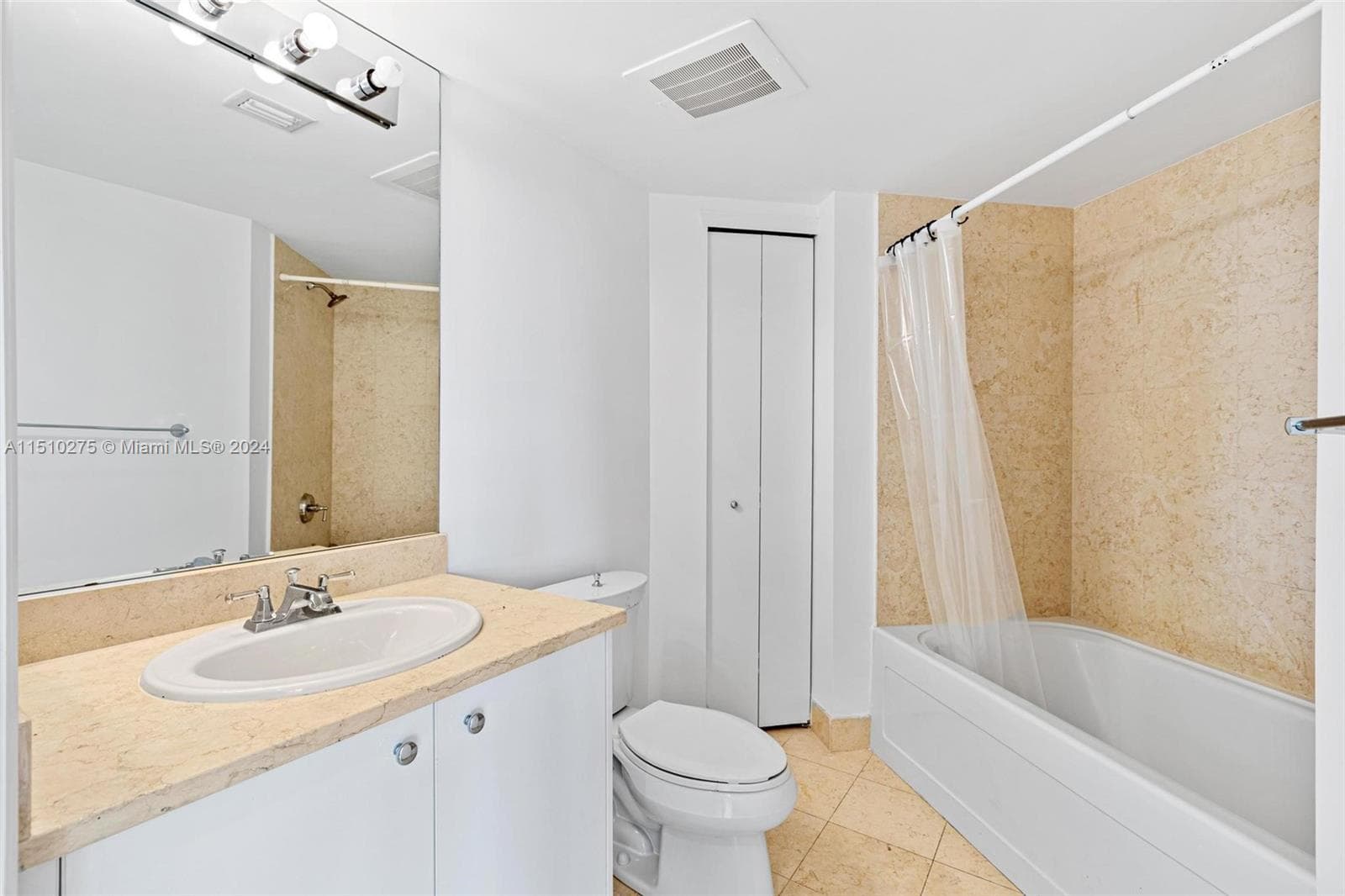 TURNBERRY VILLAGE · #502 in Aventura - Photo 16