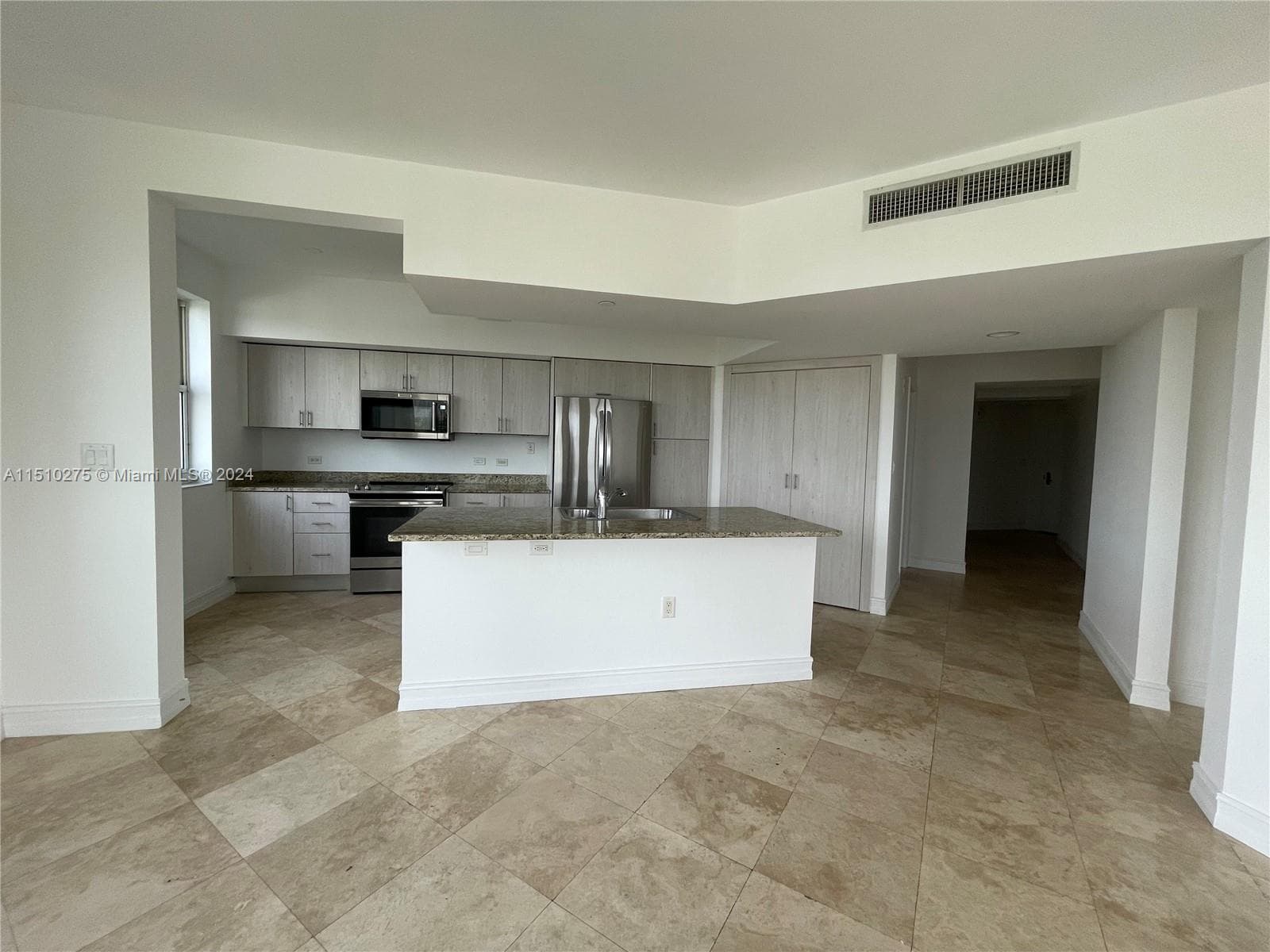 TURNBERRY VILLAGE · #502 in Aventura - Photo 5