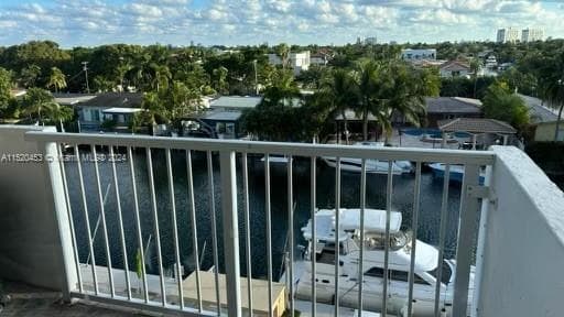 KEYSTONE TOWERS CONDO · #804 in North Miami - Photo 1