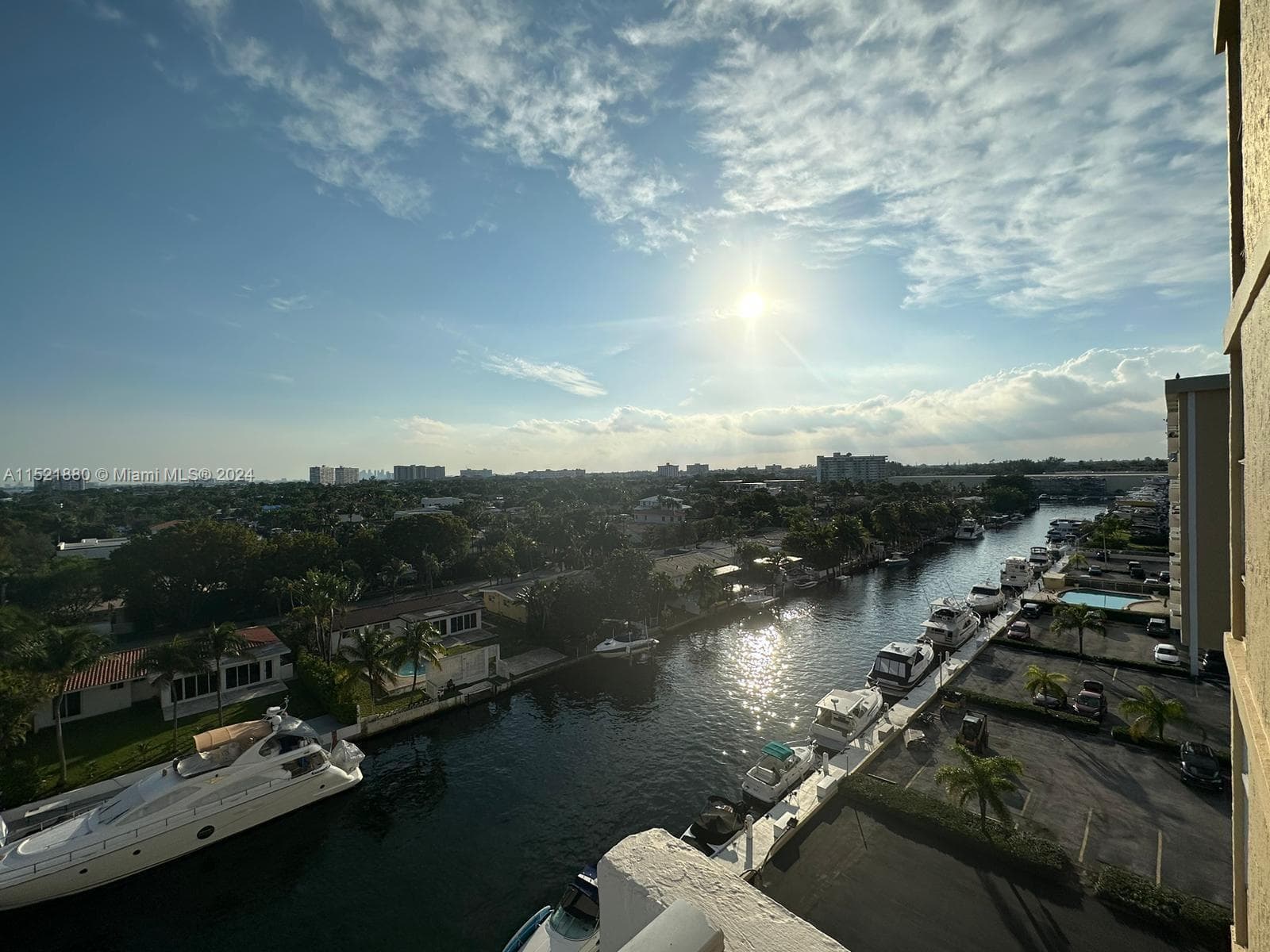 KEYSTONE TOWERS CONDO · #1004 in North Miami - Photo 1