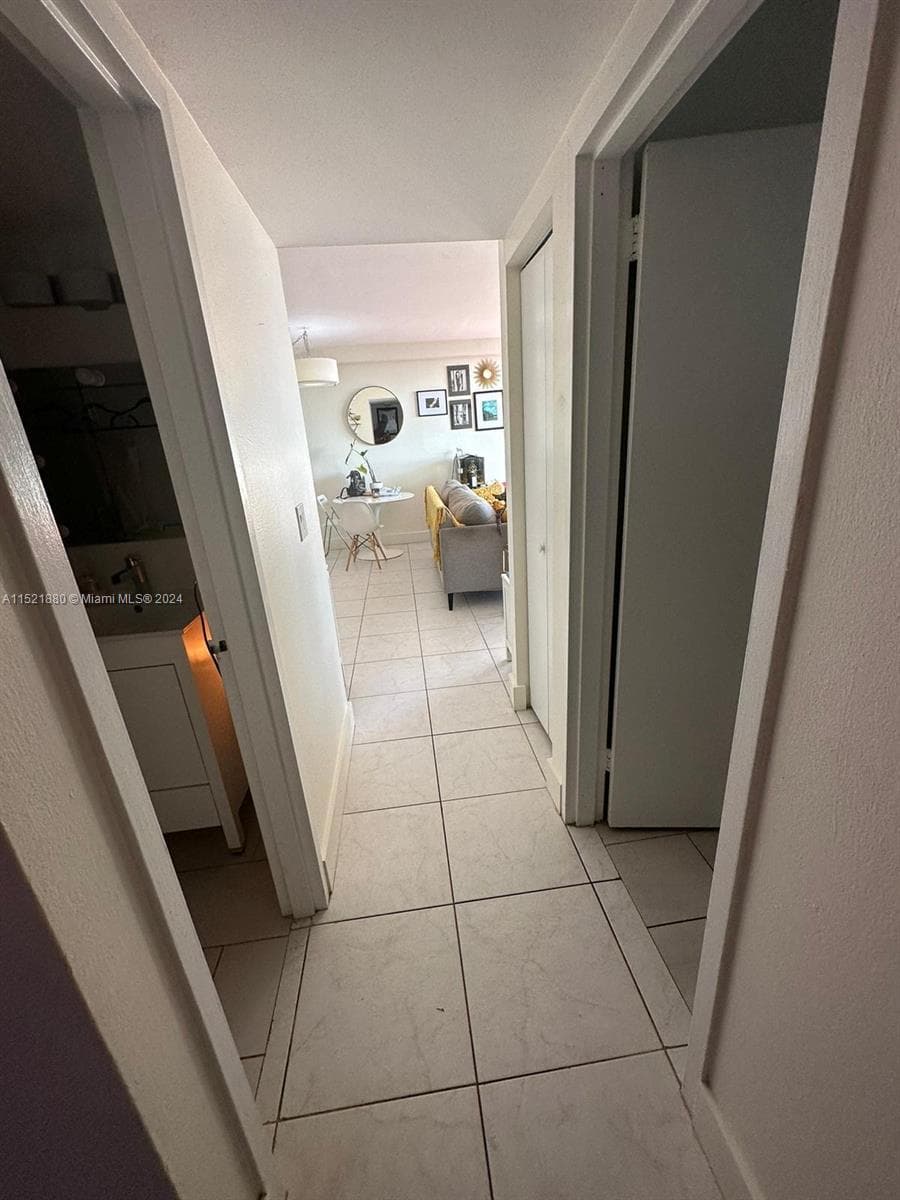 KEYSTONE TOWERS CONDO · #1004 in North Miami - Photo 20