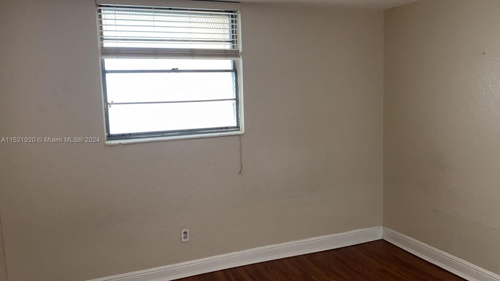 KEYSTONE TOWERS CONDO · #910 in North Miami - Photo 16