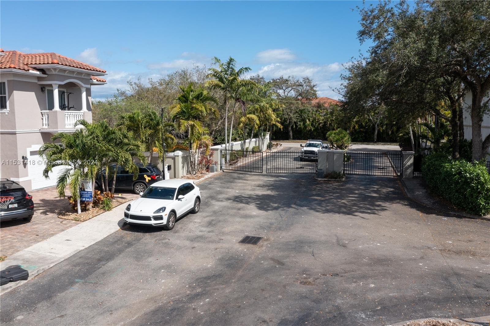 3523 Forest View Cir photo 73