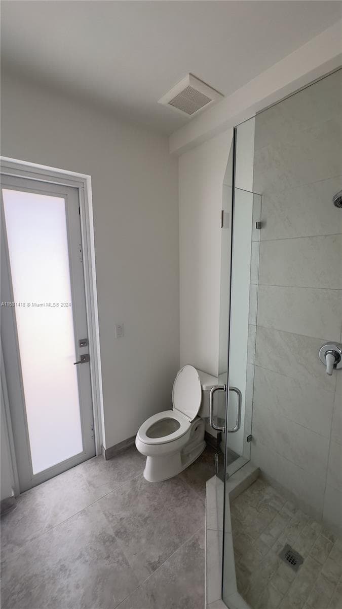 3523 Forest View Cir photo 14