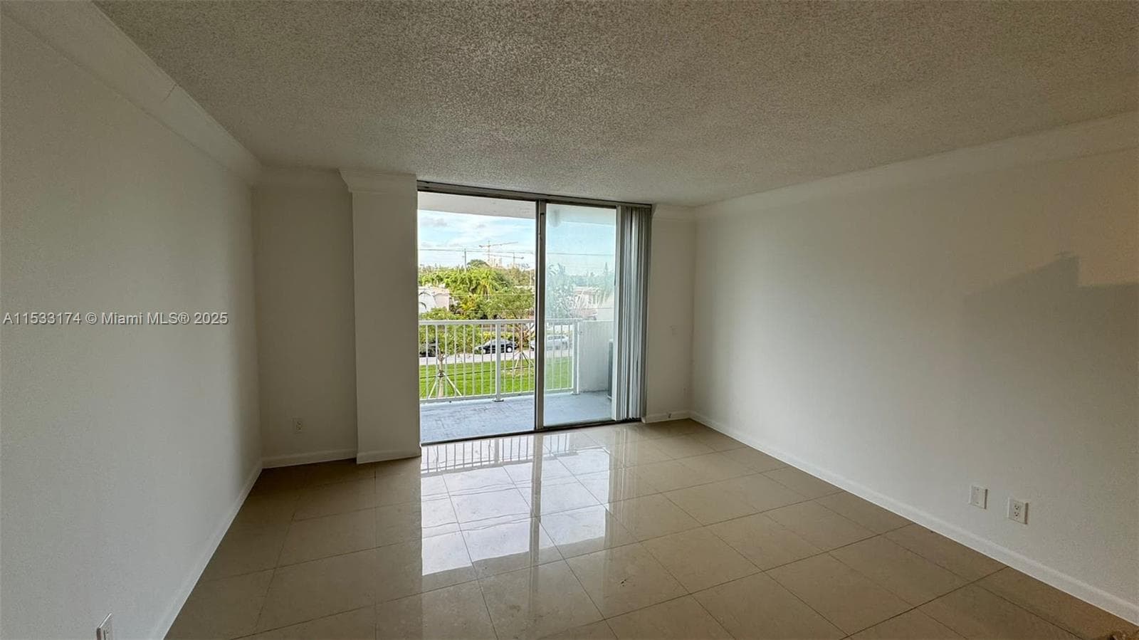 Keystone towers · #303 in North Miami - Photo 2