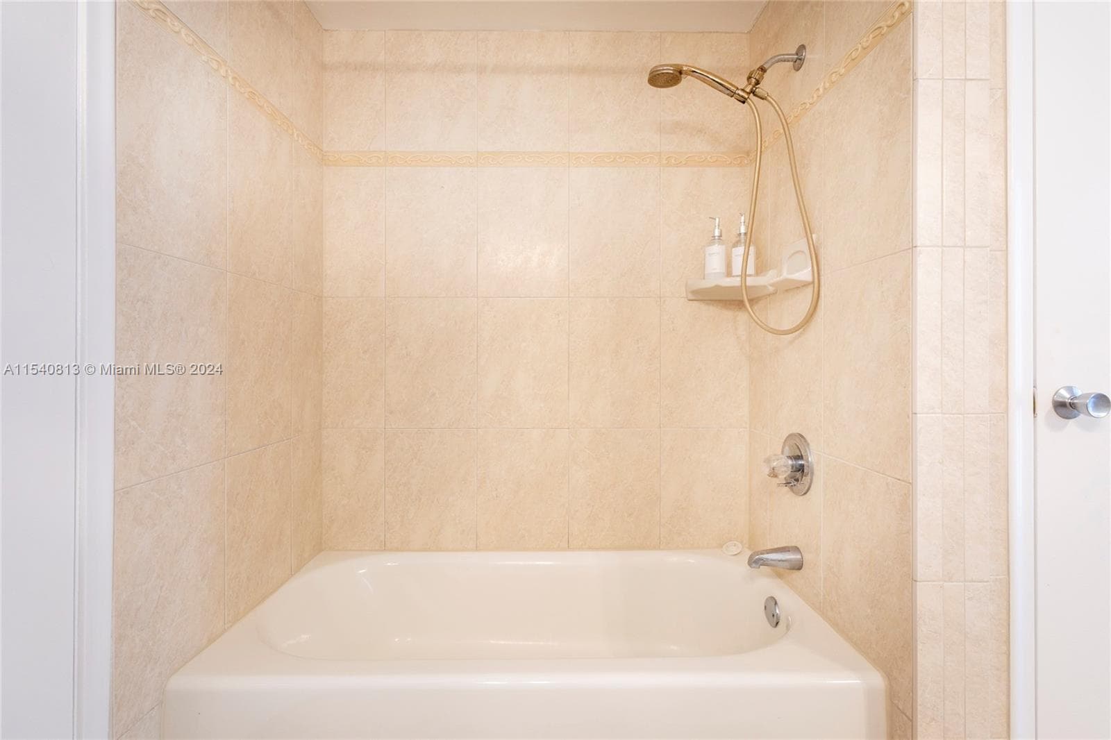 10130 SW 70th Ave photo 30