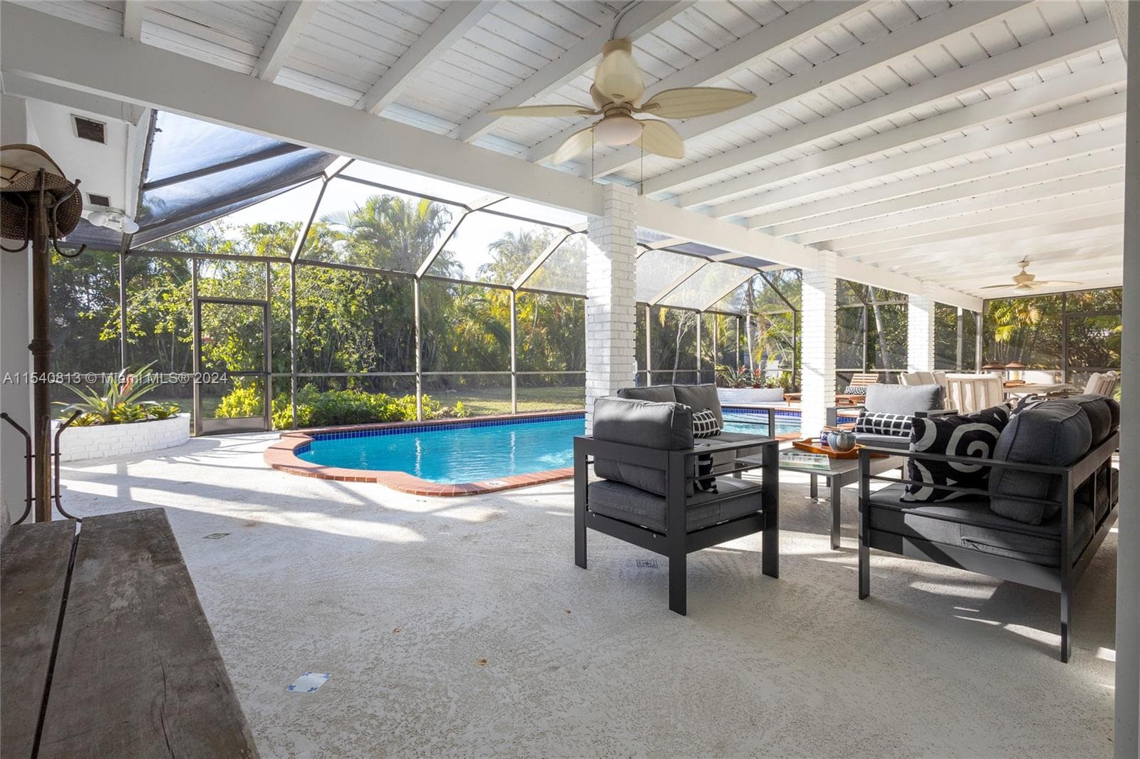 10130 SW 70th Ave photo 59