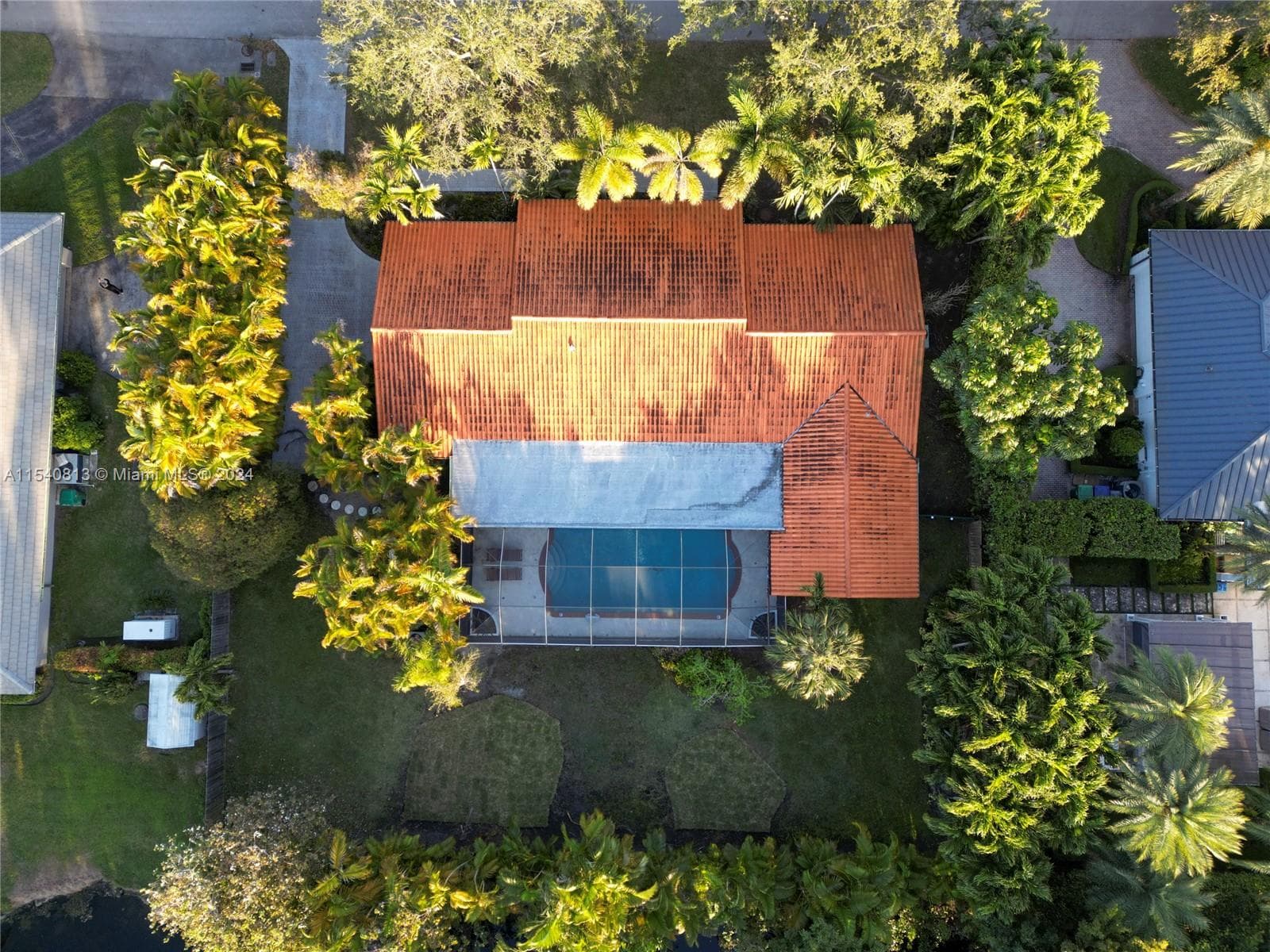 10130 SW 70th Ave photo 74