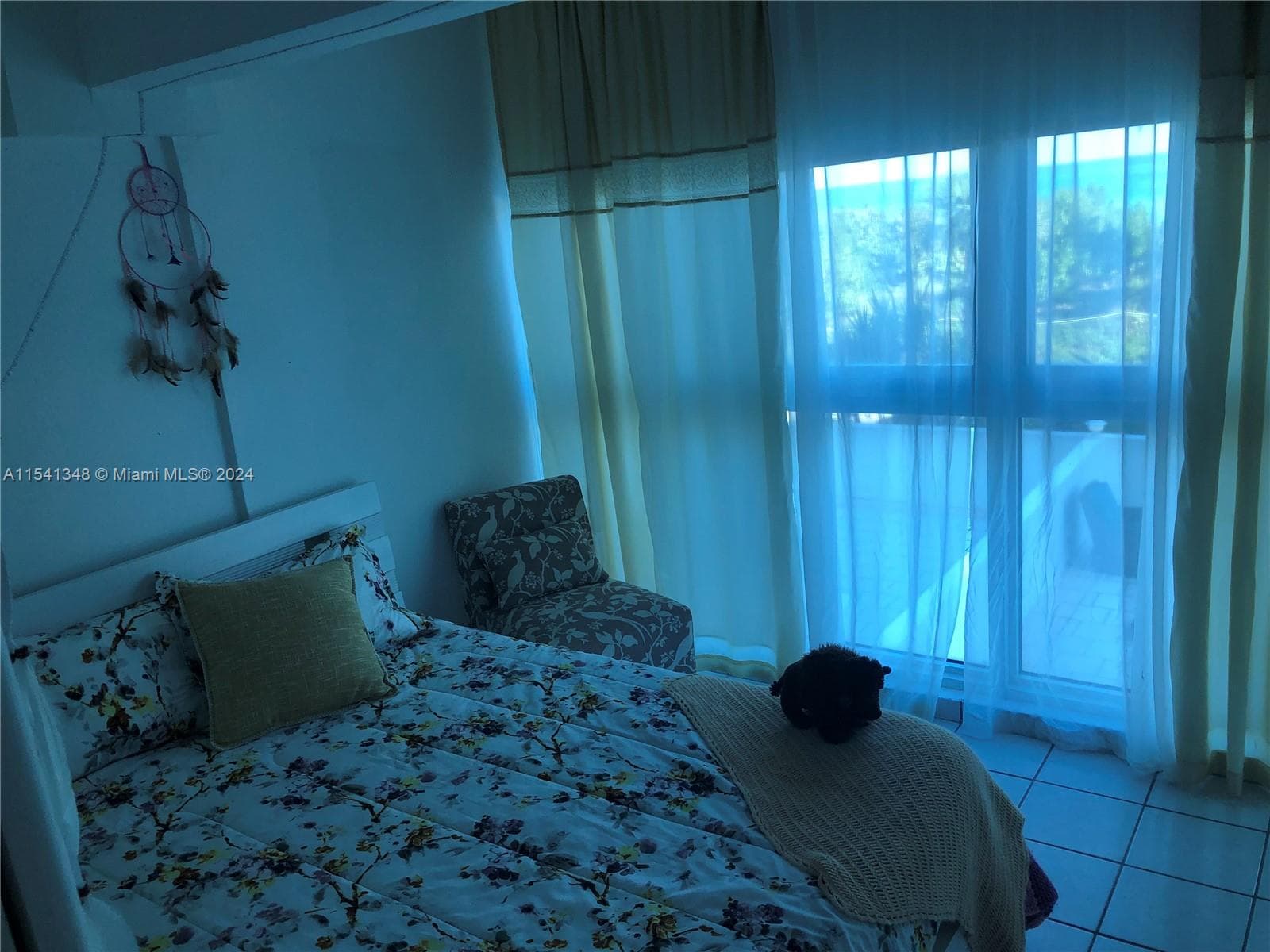 Castle Beach Club · #TH2 in Miami Beach - Photo 2