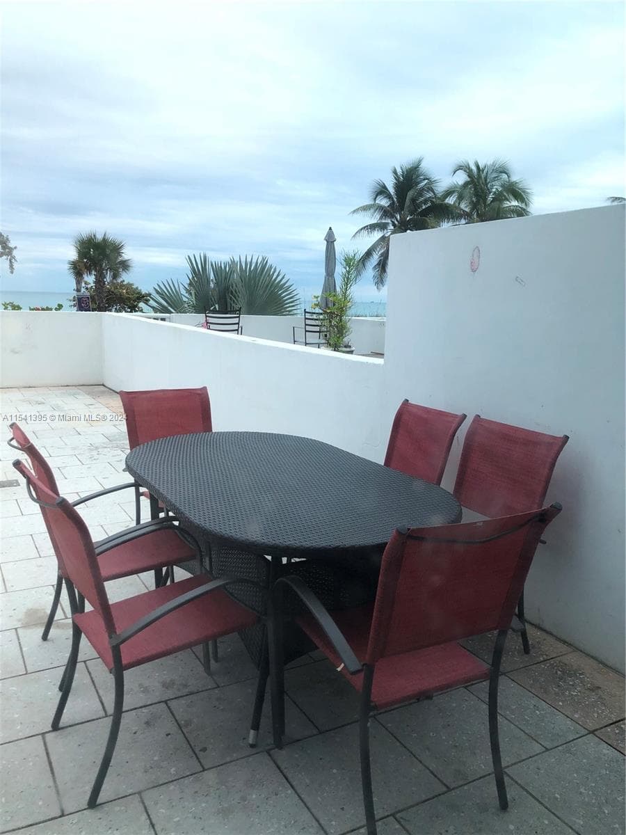 5445 Collins Ave # 7 #TH-7 photo 9
