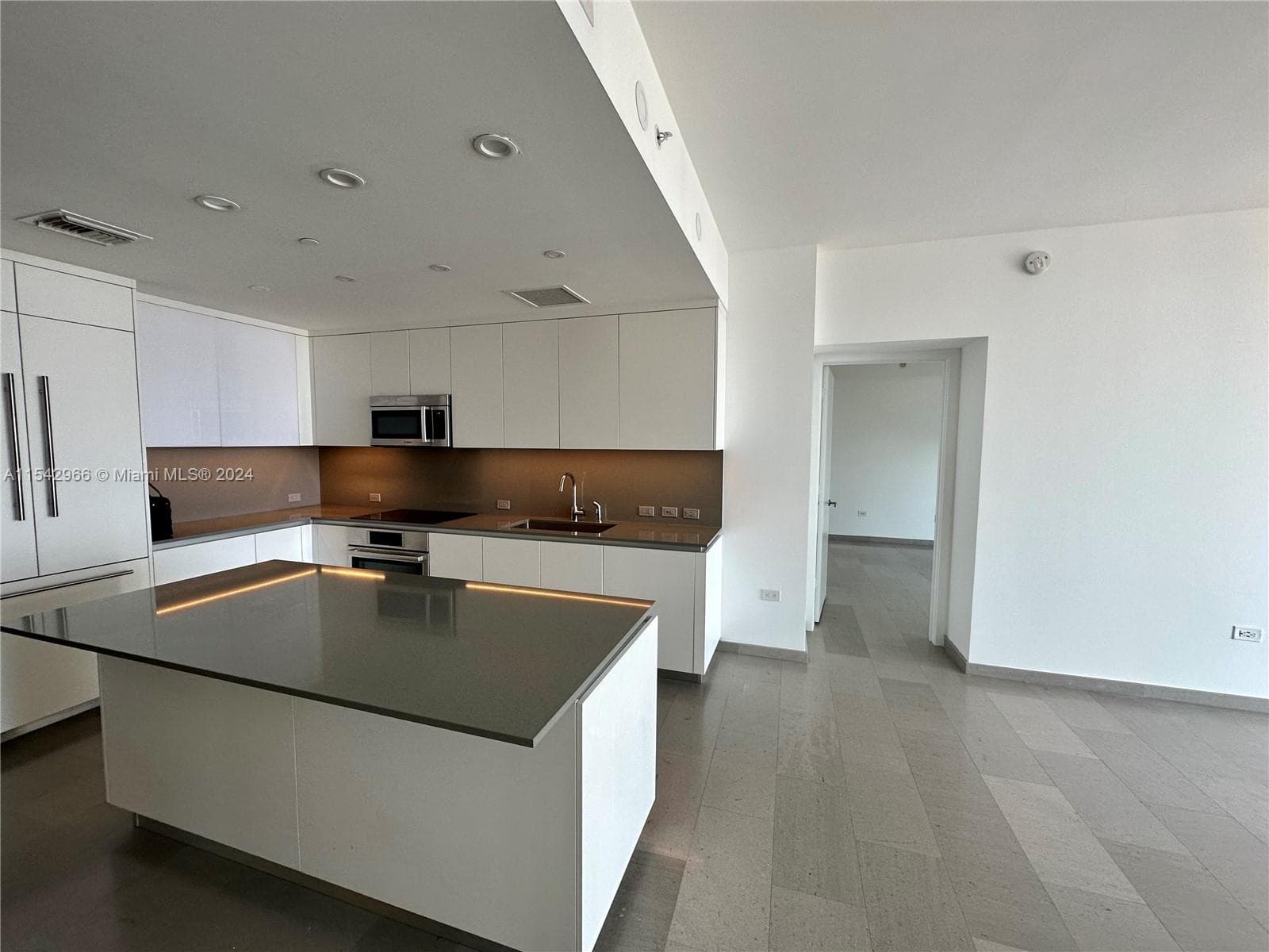Reach Brickell City Centre · #2707 in Miami - Photo 6