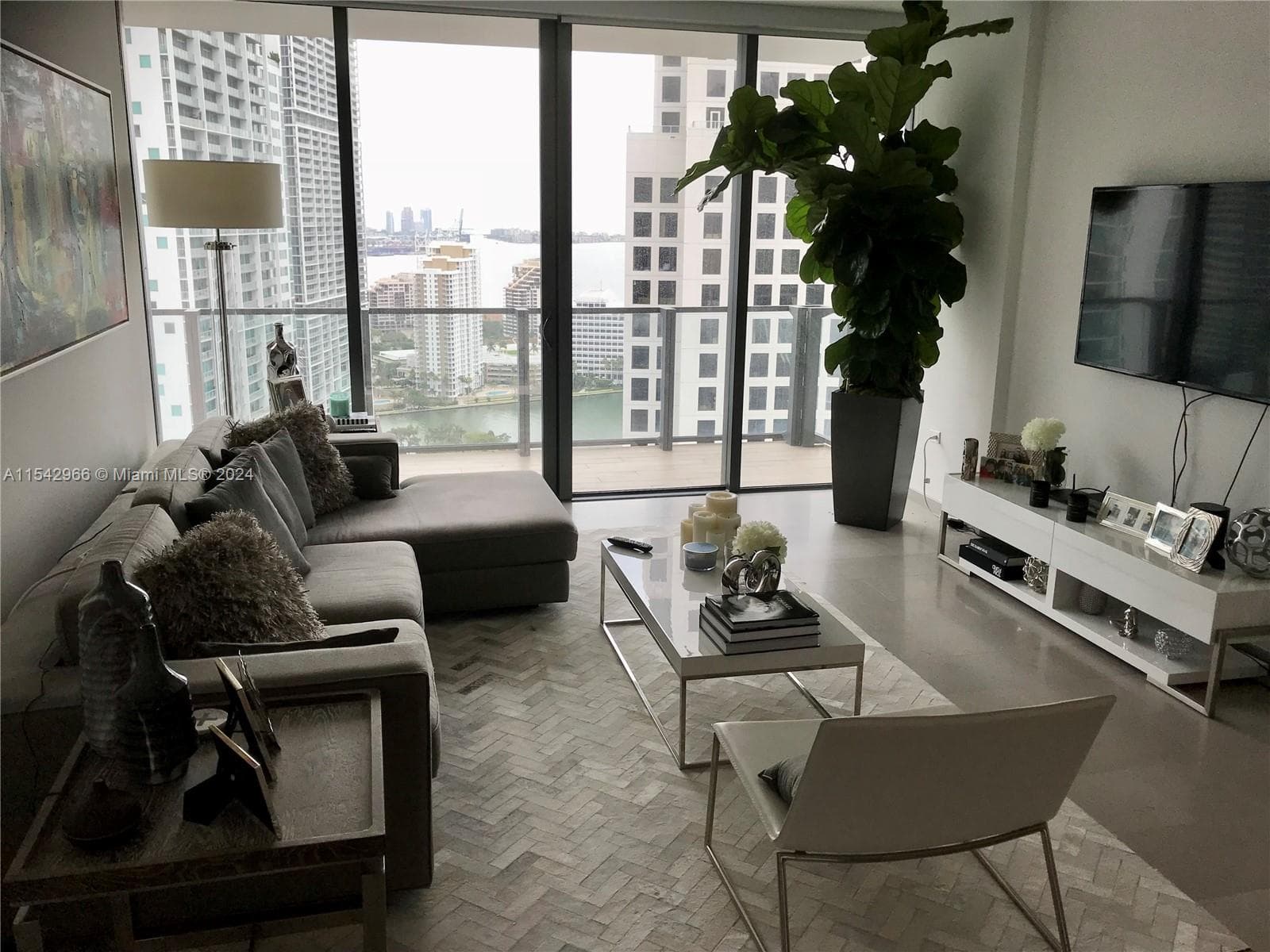 Reach Brickell City Centre · #2707 in Miami - Photo 18