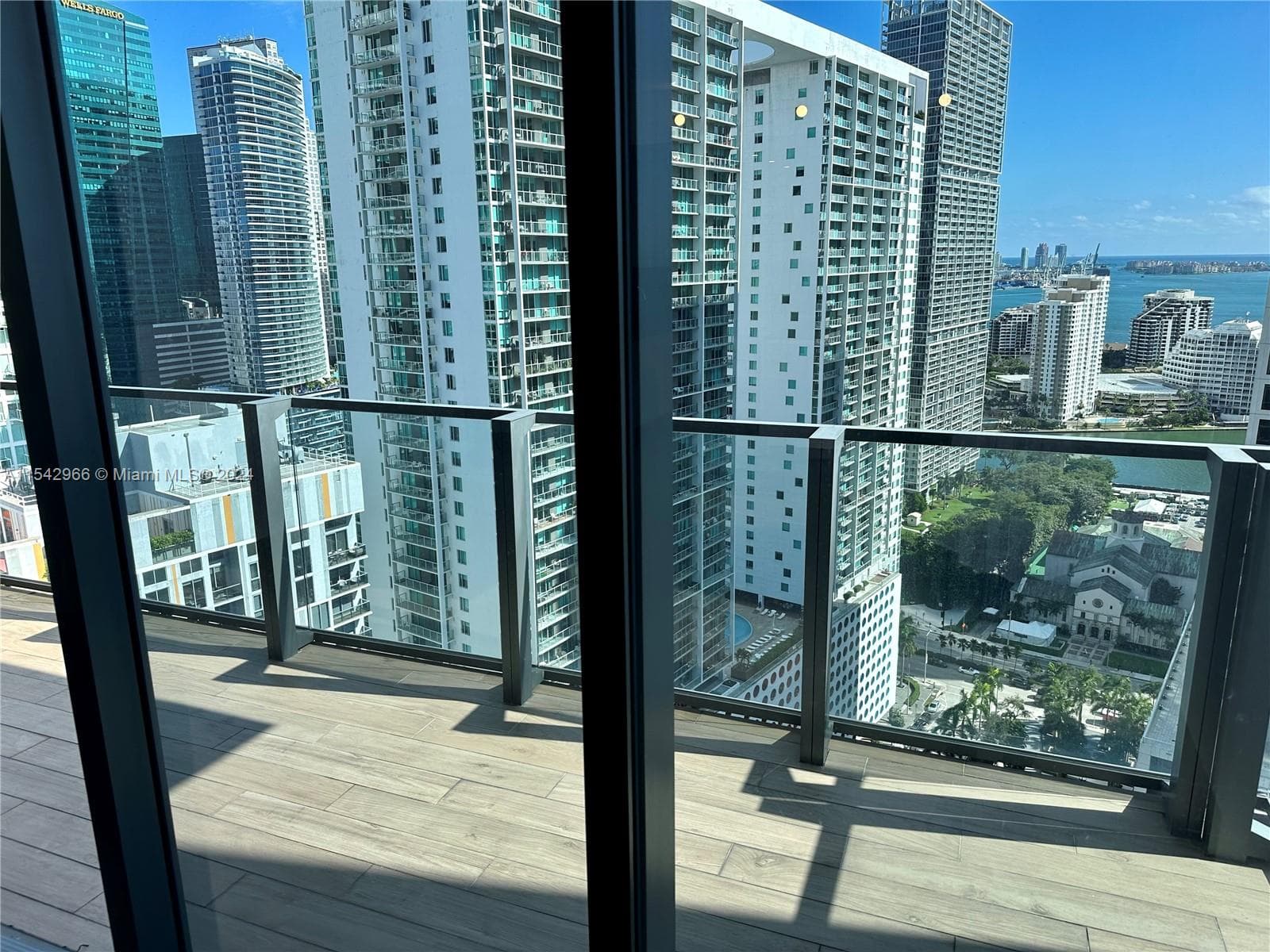Reach Brickell City Centre · #2707 in Miami - Photo 19