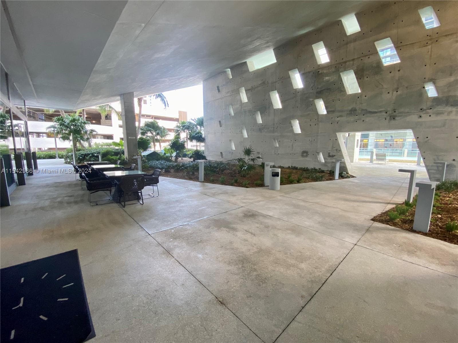 Reach Brickell City Centre · #2707 in Miami - Photo 40