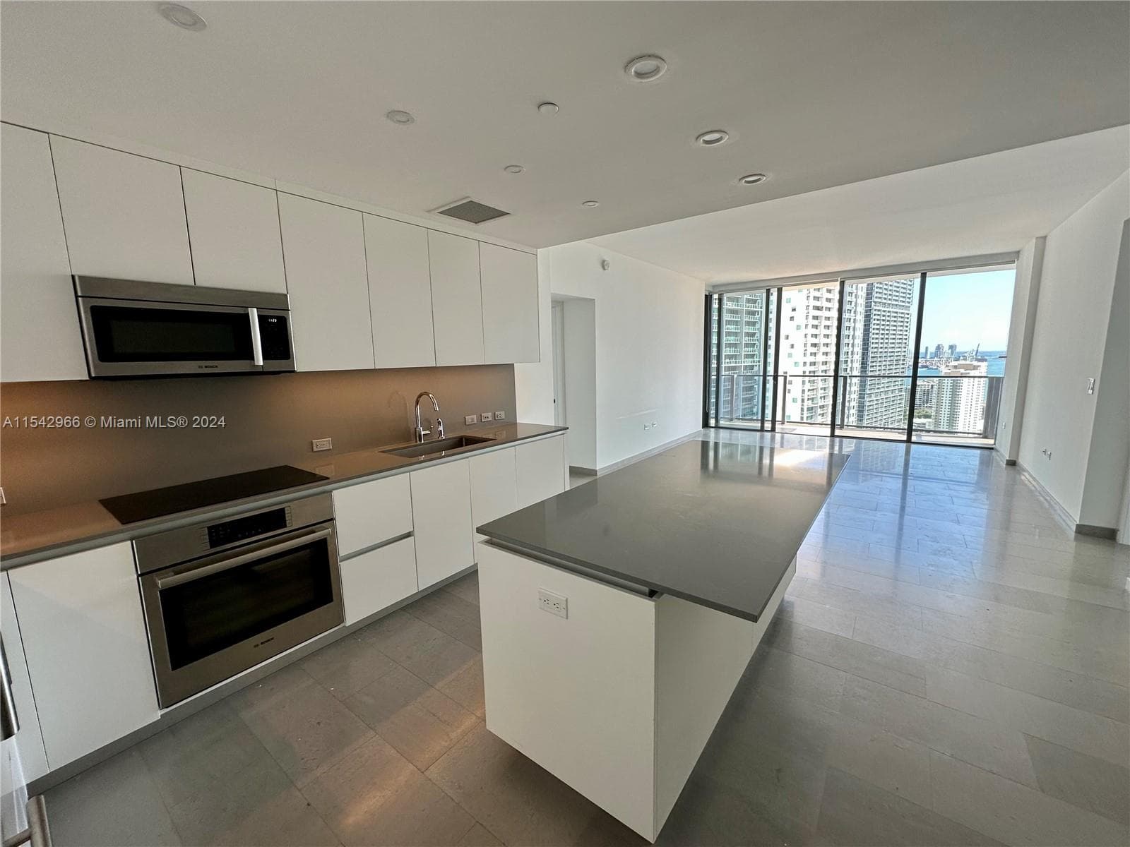 Reach Brickell City Centre · #2707 in Miami - Photo 8