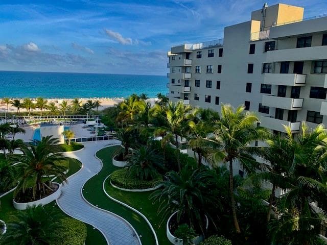 The Decoplage · #819 in Miami Beach - Photo 14