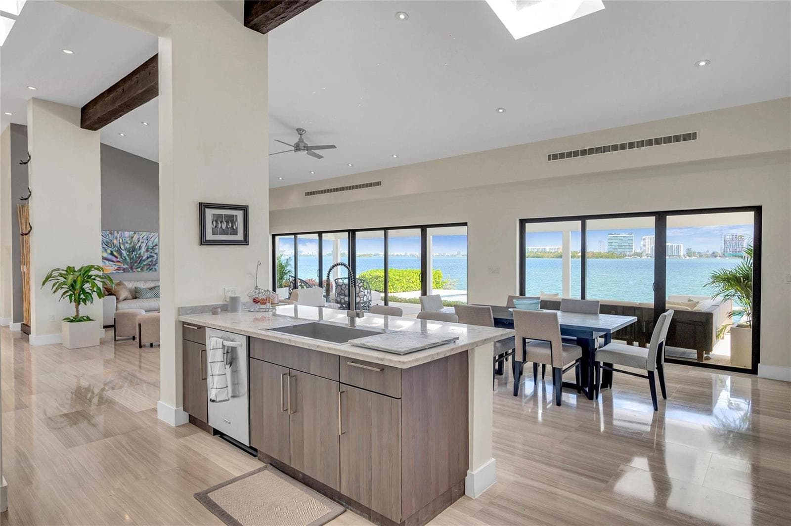 Kitchen with incredible views